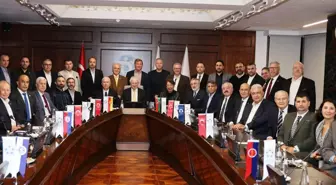 İZVAK: İzmir kulüpleri kent ekonomisinin lokomotifi olabilir