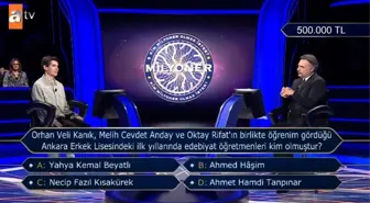 Orhan Veli Kanık, Melih Cevdet Anday ve Oktay Rifat'ın birlikte öğrenim gördüğü Ankara Erkek Lisesindeki ilk yıllarında edebiyat öğretmenleri kimdir?