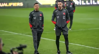 A Milli Takım, Bulgaristan Maçı İçin Bursa'da Yürüyüş Yaptı