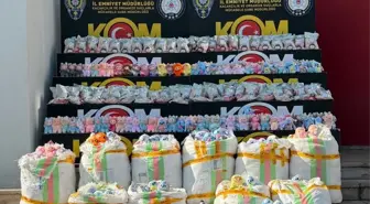Adana'da 2 Bin 605 Kaçak Pelüş Oyuncak Ele Ge geçirildi