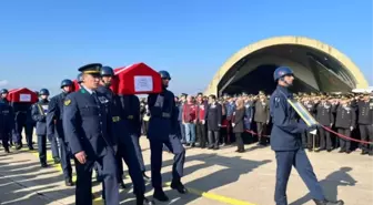 Azerbaycan'dan Türkiye'ye getirilen şehitlerin cenazeleri Bursa'ya ulaştı