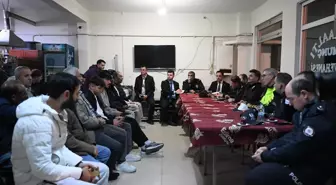 Edirne Emniyet Müdürü Ayhan, Huzur Toplantısı'nda Vatandaşları Bilgilendirdi