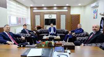 Kırgızistan Büyükelçisi'nden Sivas Cumhuriyet Üniversitesi'ne Ziyaret