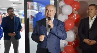 Ordu'da İhtiyaç Sahiplerine 'Geçici Giyim Mağazası' Açıldı