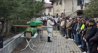 Polis Memurunun Ailesine Yönelik Cinayet: Cenazeler Çankırı'da Toprağa Verildi