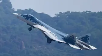 Rusya'da 'Su-30' Savaş Uçağı Düştü