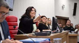 Aydın Büyükşehir Belediyesi Meclis Toplantısı: Su İndirimi ve Deve Güreşi Tartışmaları