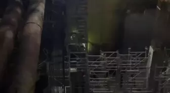 Beyoğlu'nda metro inşaatında iskele çöktü; yaralılar var -1