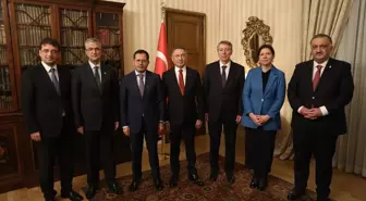 Fuat Oktay, Fransa'nın Türkiye'ye yaklaşımında olumlu yönde radikal değişime şahit olduklarını söyledi Açıklaması