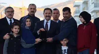 Hatay Valisi Masatlı, kentteki konut ve iş yeri çalışmalarını değerlendirdi Açıklaması