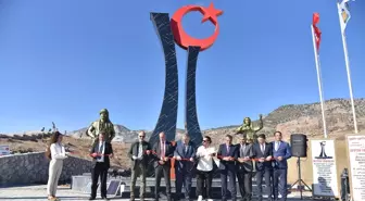 Sarı Çizmeli Mehmet Ağa Anıtı Açıldı