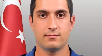 Polis aracı TIR'a çarptı: 1 şehit, 1 yaralı (2)