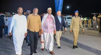 Mogadişu Limanı 24 Saat Kesintisiz Hizmet Verecek