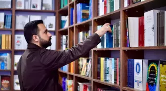 Yayıncılığın tarihi ve kültürel merkezi Cağaloğlu, 'Kitapçılar Sokağı'na kavuştu