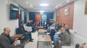 Karakucak Güreşleri Dünya Şampiyonası birincisi Keleş'ten Yıldızeli Derneği'ne ziyaret