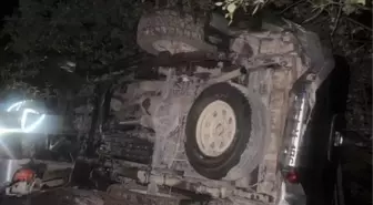 Mardin'de Kamyonet Şarampole Devrildi: 6 Yaralı