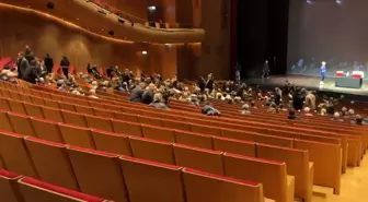 Muazzez Abacı'ya büyük vefasızlık! Koltukların yarısı boş kaldı