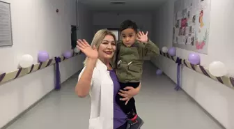 Prematüre Oğuzhan'ın Sağlık Mücadelesi Anısı: Dünya Prematüre Günü'nde Doktoruna Teşekkür Ziyareti