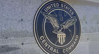 İran, Hürmüz Boğazı'nda Ticari Gemiyi Ele Geçirdi