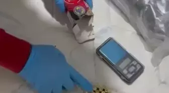 Bağcılar'da Uyuşturucu Operasyonu: Binlerce Hap ve Madde Ele Geçirildi