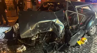 Mardin'de Otomobil Kazası: 4 Yaralı