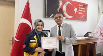 Mardin'de Doğum Sancısı Başlayan Kadın, Eşinin Yardımıyla Bebeğini Dünyaya Getirdi