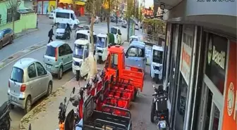 Aksaray'da Otomobil ve Minibüs Kazası: 13 Yaşındaki Çocuk Yaralandı