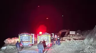 Divriği'de Demir Madeni Ocağında Göçük: 1 Kişi Göçük Altında