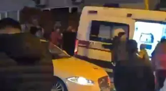 Ankara'da 'Kızılay' Tabelası Önünde Bıçaklı Kavga: 2 Yaralı