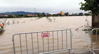 Vietnam'da Şiddetli Yağışlar: 7 Ölü, 7 Kayıp