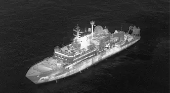 İngiltere, Rus Casus Gemisi Yantar'ı Takip Altına Aldı