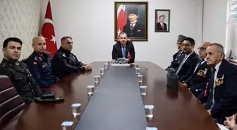 Manisalı Kıbrıs gazisi, 51 yıl sonra madalyasına kavuştu