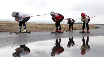 Erzurum'daki Kayaklı Koşu Takımı Olimpiyatlara Hazırlanıyor