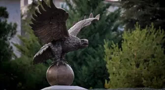 Ankara'da İlk 'Tuğrul Kuşu' Heykeli Açıldı