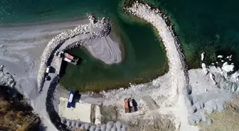 Tuşba'daki Balıkçı Limanı Kuraklıkla Mücadele Ediyor