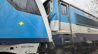 Çekya'da Tren Kazasında 40 Kişi Yaralandı