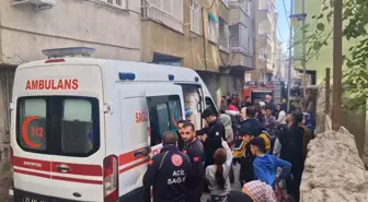 Diyarbakır'da Apartmanda Yangın: 13 Kişi Dumandan Etkilendi