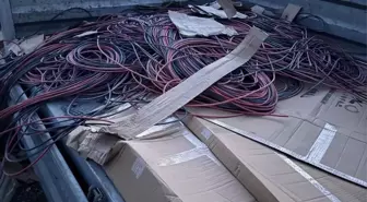 Van'da Güneş Enerji Kabloları Çalan İki Şüpheli Yakalandı