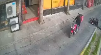 Avcılar'da Motosiklet Kazası: İki Yaralı