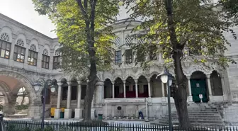 Nuruosmaniye Kütüphanesi ve Şehsuvar Sultan Türbesi Restorasyonu Tamamlandı