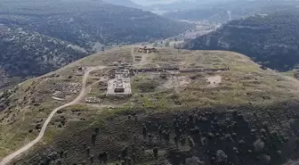 Blaundos Antik Kenti'nde Tarihi Stadyum Gün Yüzüne Çıkarılıyor