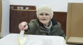 Bosna Hersek'te Sırp Cumhuriyeti için Erken Seçim Heyecanı