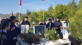 Depremde Hayatını Kaybeden Öğretmen Fatih Elmas Anıldı