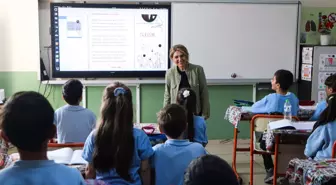 Engelleri Aşarak 27. Yılını Dolduran Öğretmen: Kader Efil