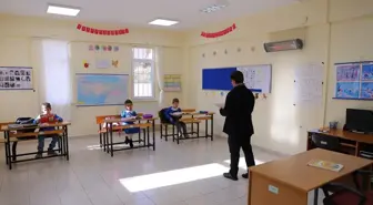 Erol Koç, Zorlu Koşullarda Geleceğin Eğitimi İçin Mücadele Ediyor