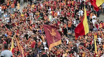 Galatasaray'a 200 milyon liranın üzerinde dev gelir