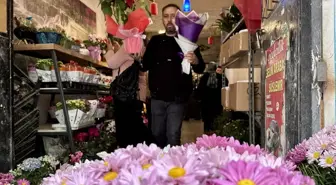 Öğretmenler Günü İçin Çiçek Siparişi Yoğunluğu