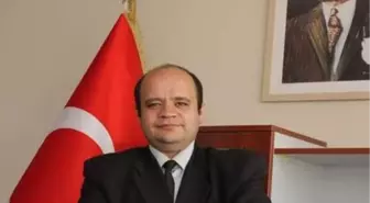 Siirt Üniversitesi'nde Üzücü Ölüm: Doç. Dr. Semih Serkant Aktuğ Hayatını Kaybetti