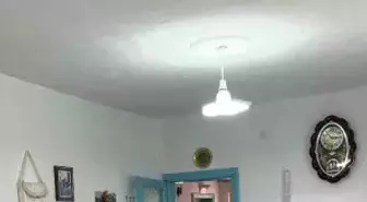 Öğrencilerden Emekli Öğretmene Anlamlı Ziyaret