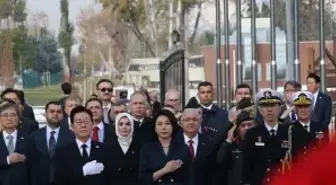 Güney Kore Cumhurbaşkanı Lee, 'Kore'de Savaşan Türkler Anıtı'nı ziyaret etti